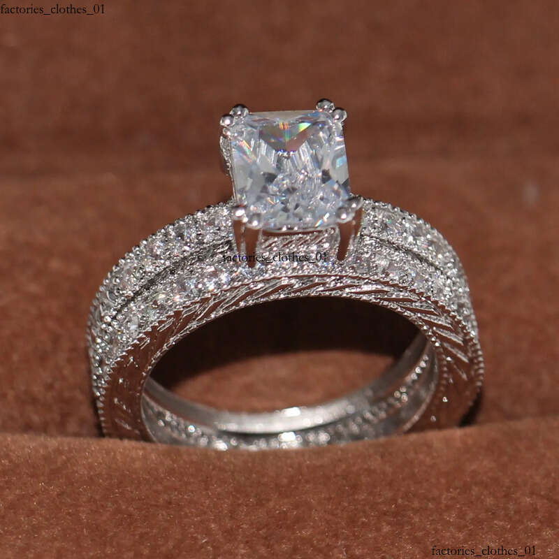 Size 5-10 Vintage F… - image