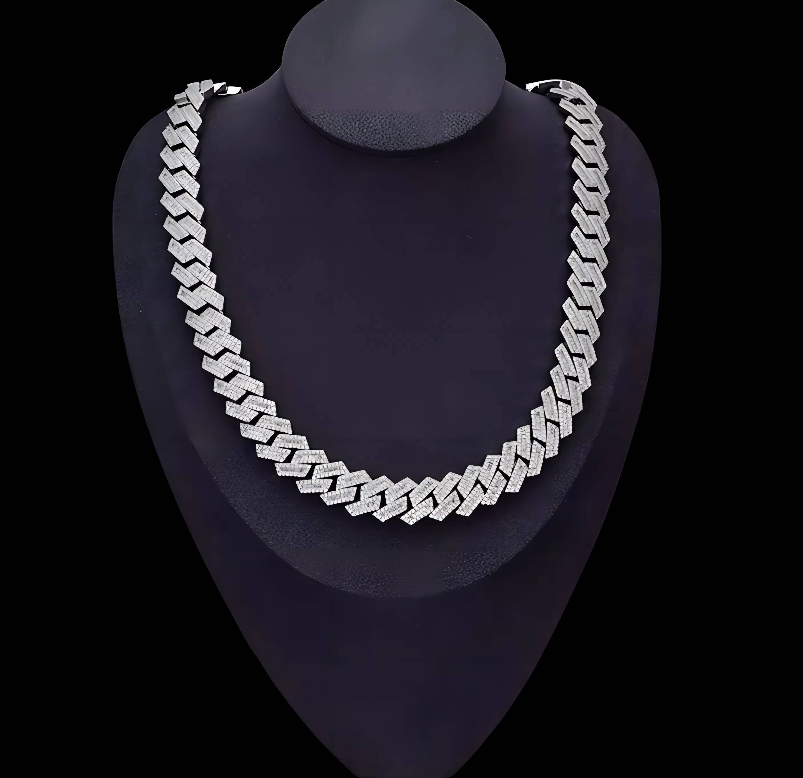 Hot Selling Charm Sparkling Moissanite 12mm Cuban Necklace HipHop Luxurious Full Moissanite Necklace Bling Accessory for Men Women