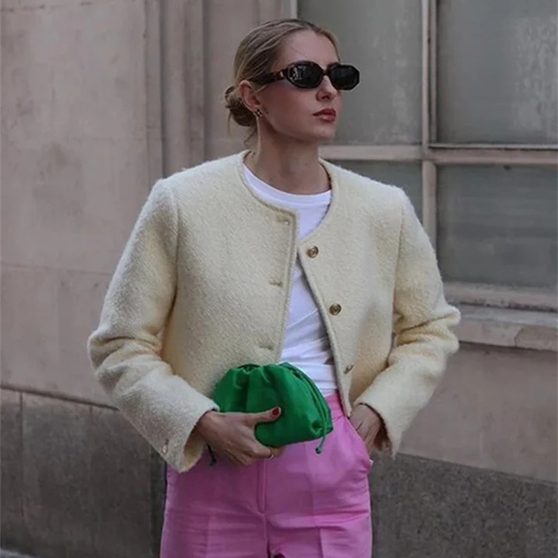 Elegant Tweed Short Jacket Women Long Sleeve O-neck Single Breasted Female Jackets Spring Autumn Fashion Lady Solid Outwear 240911