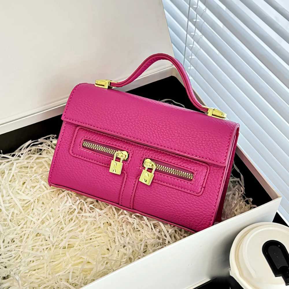 Retro Bow Single Shoulder Bags for Women Luxury Designer Adjustable Crossbody Purse Zipper Lock Design Square Hand Held Handbags Z250926