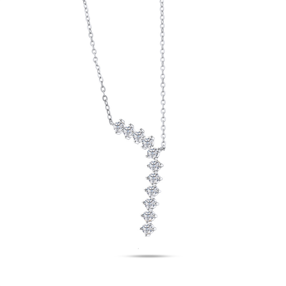 European and American Super Fairy Niche Design Moissanite Necklace Pendant for Women Ins Internet Celebrity 925 Sterling Silver Clavicle Chain Wholesa