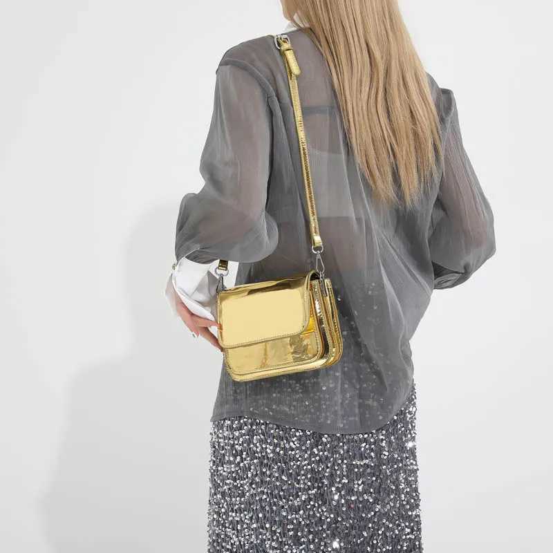Mini Cute Shoulder Bags for Women 2024 Korean Fashion Trend Design Patent Leather Handbags and Purses Y2K Silver Crossbody Bag Z250926