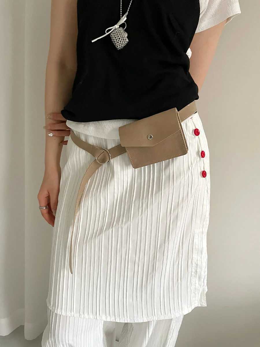 Korean Version Of Simple And HighEnd Khaki Color Belt Hanging Bag For Women Mini Versatile Small Square Bag With A Belt L250926