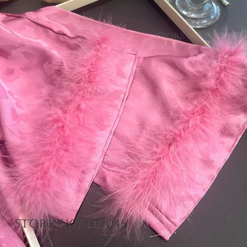 Female 2PCS Pajamas Set Sleepwear Long Sleeve Trouser Pijamas Suit with Feather Sexy Leopard Pyjama Loungewear Ice Silk Homewear Z250925