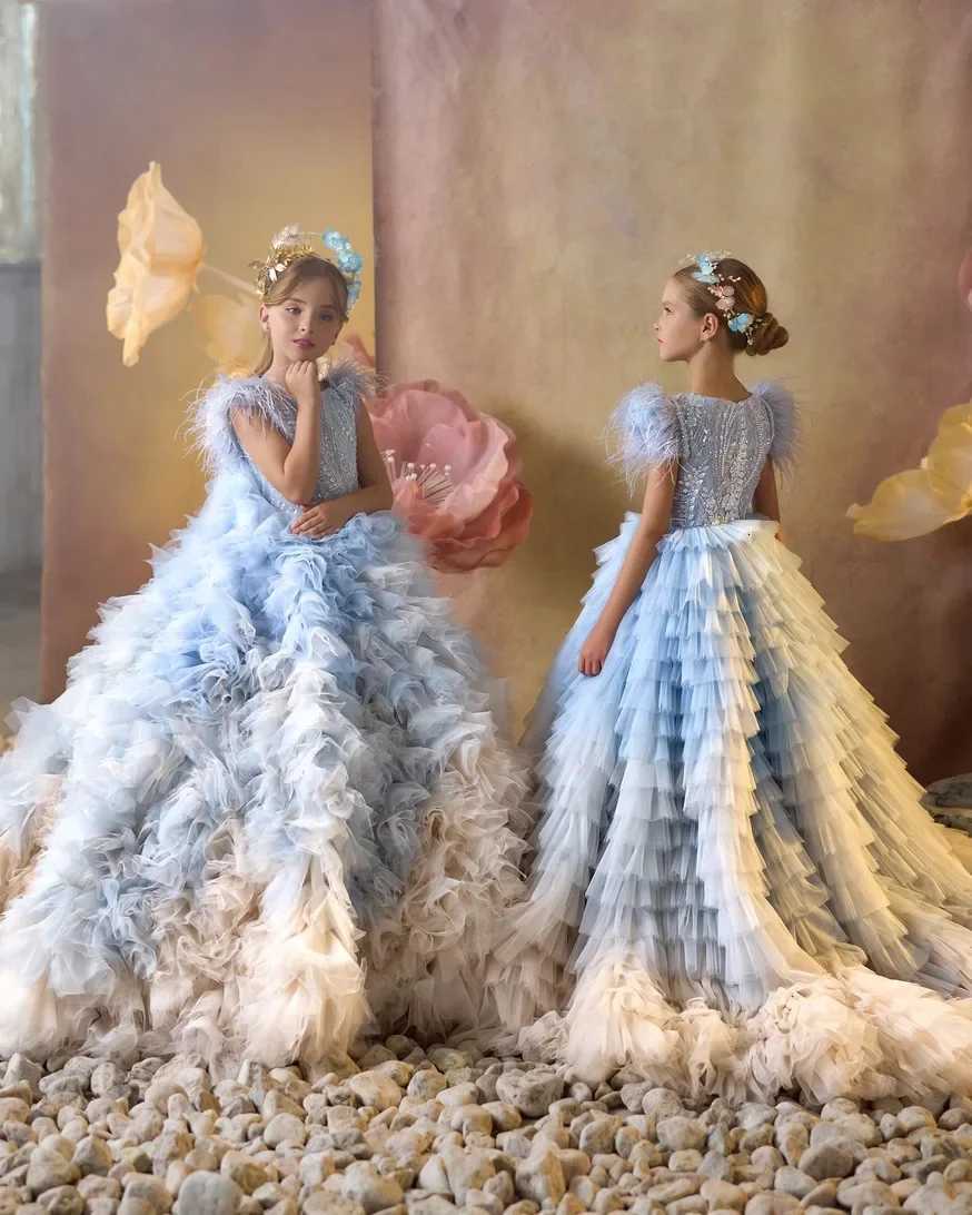 Customized Sky Blue Flower Girl Dresses For Wedding Tiered Appliques Feather Gorgeous Child Formal Events Evening Party Gown Z250926
