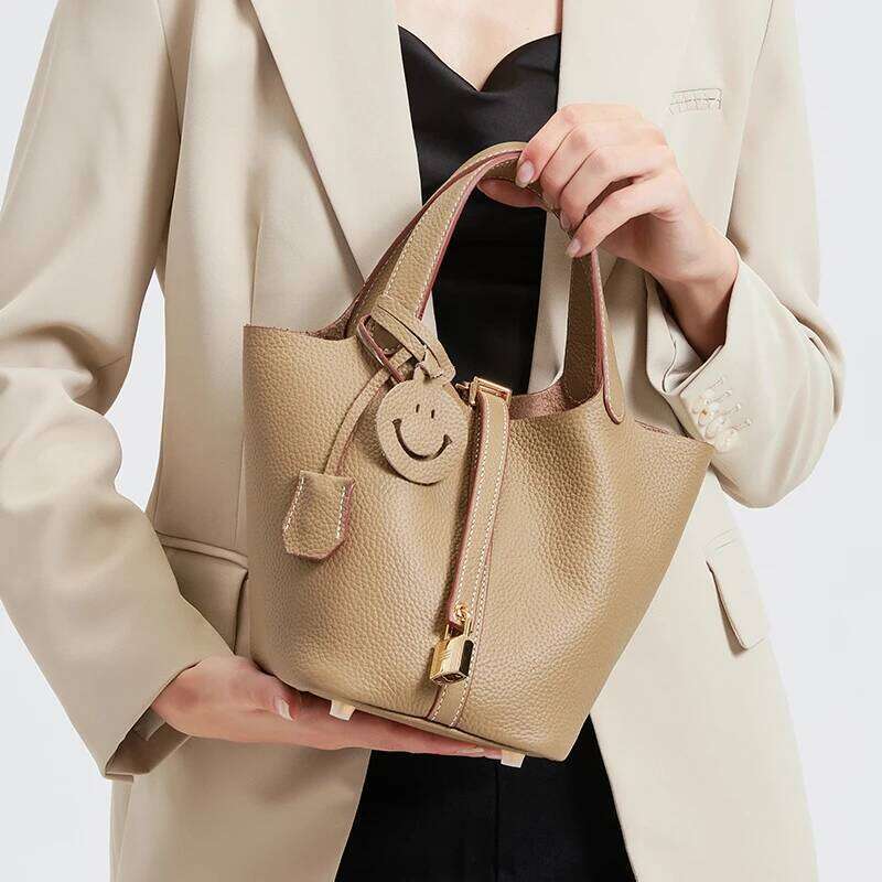 Autumn And Winter Ladies' Genuine Leather Bucket Handbag Designer Handbags, Top-Grain Leather Commuting Crossbody Bag 250912 Suotong2509