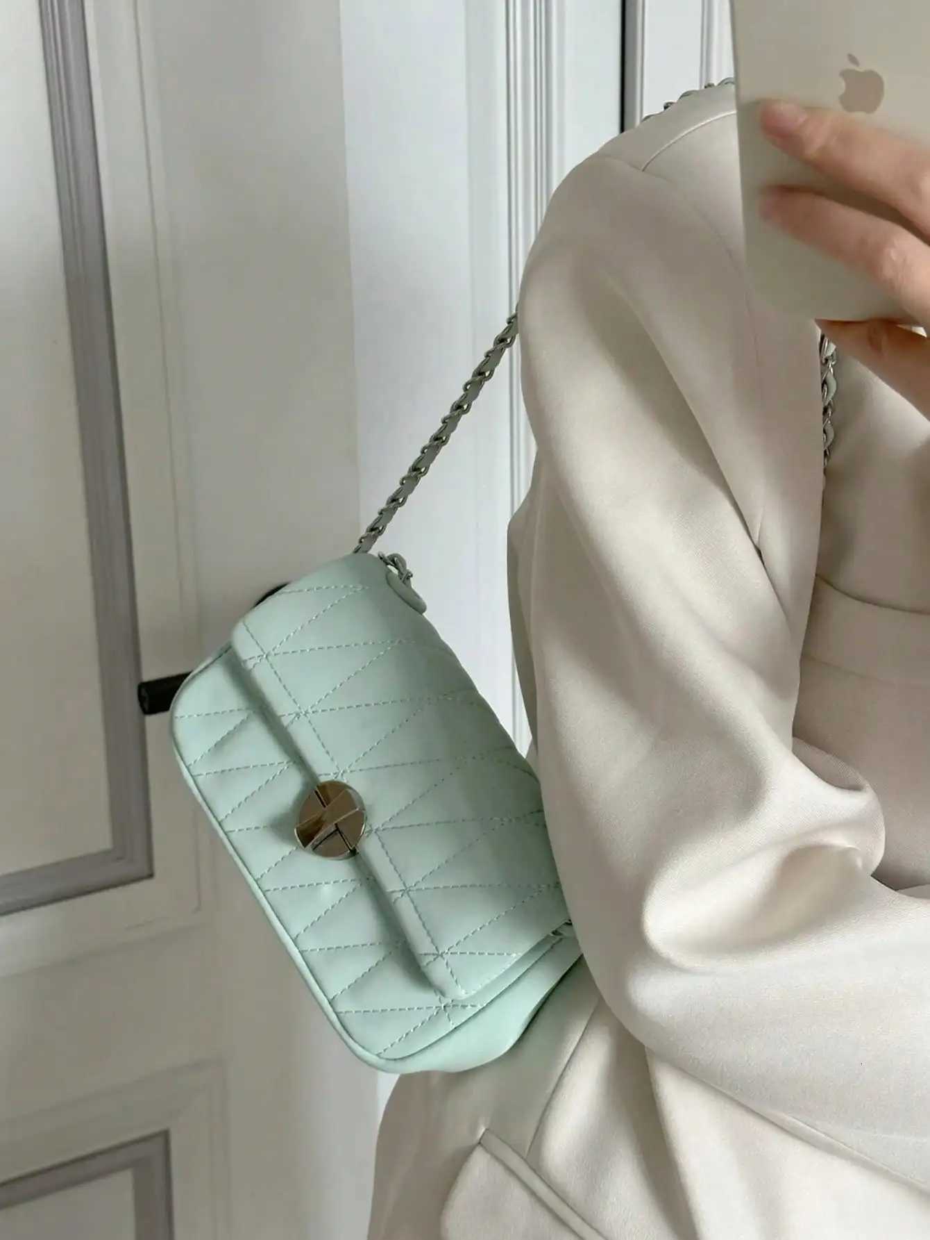 2025 New Womens Dopamine Crossbody Bag Versatile Small Square Shoulder Bag Casual Commuting Armpit Bag Fashionable Mini Purse Z250926