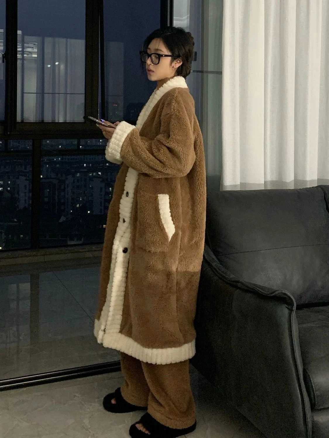 2025 Winter New Womens Sleeprobe Loose Warm Vneck Home Clothes Z250925