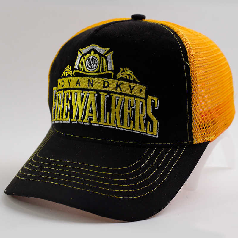 Baseball cap with European style embroidery and multi-color patches, mesh netting on the front, made of 100% cotton, absorbs sweat and is breathable.