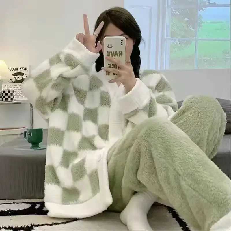 Flannel Pajamas Female New Coral Velvet Thickened Princess Style Plush Suit Loungewear Can Worn Outside Autumn and Winter Z250925