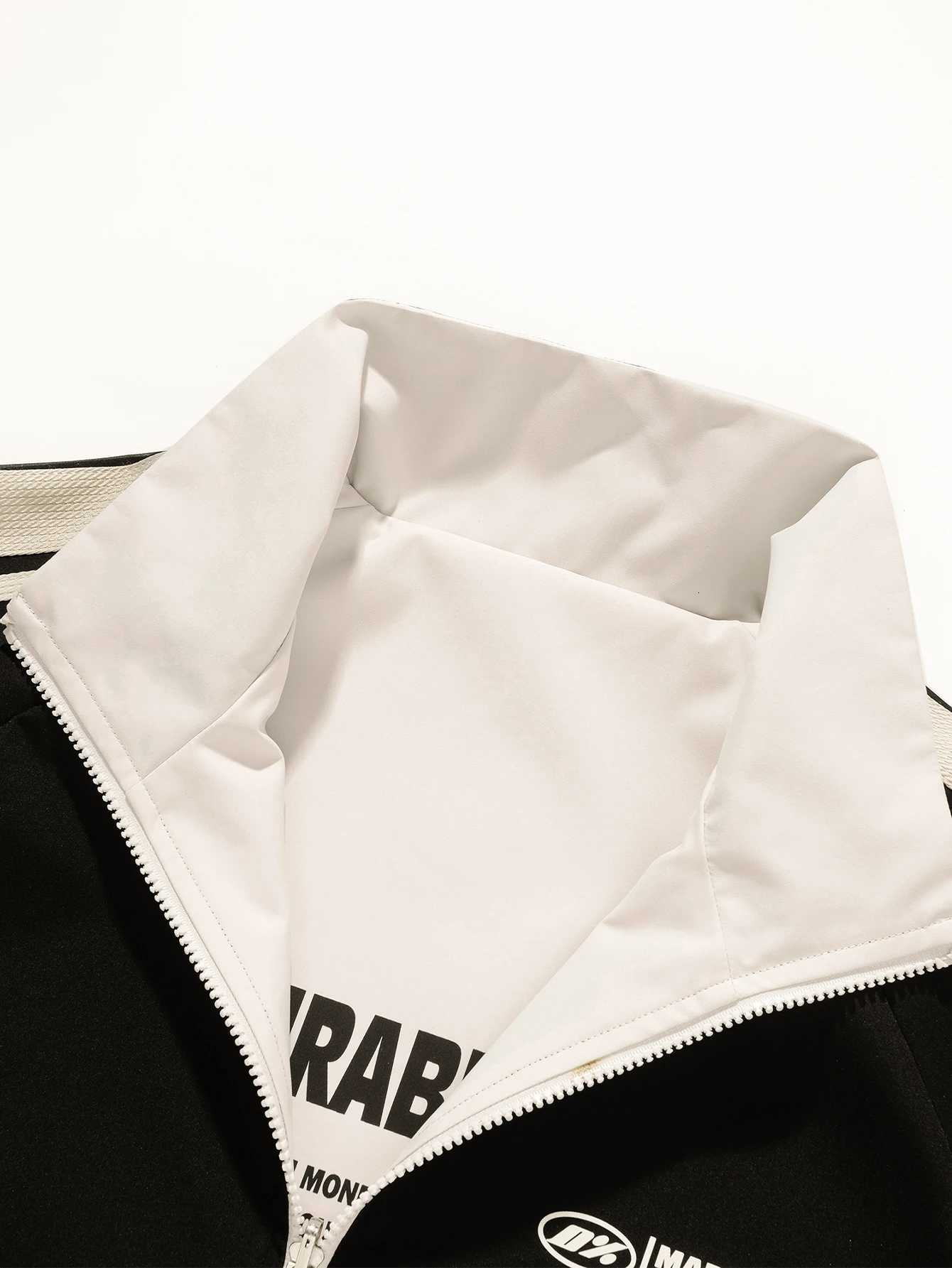 Mens reversible jacket with a loose fit durable windproof and rainproof suitable for daily wear travel and other scenes W250926