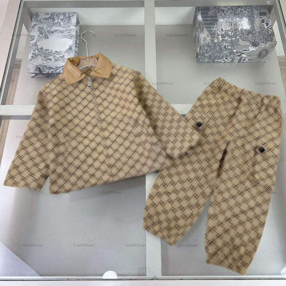 New baby coat suit Collar design tracksuits kids designer clothes autumn Two-piece set Denim material jacket and pants A948X26N212