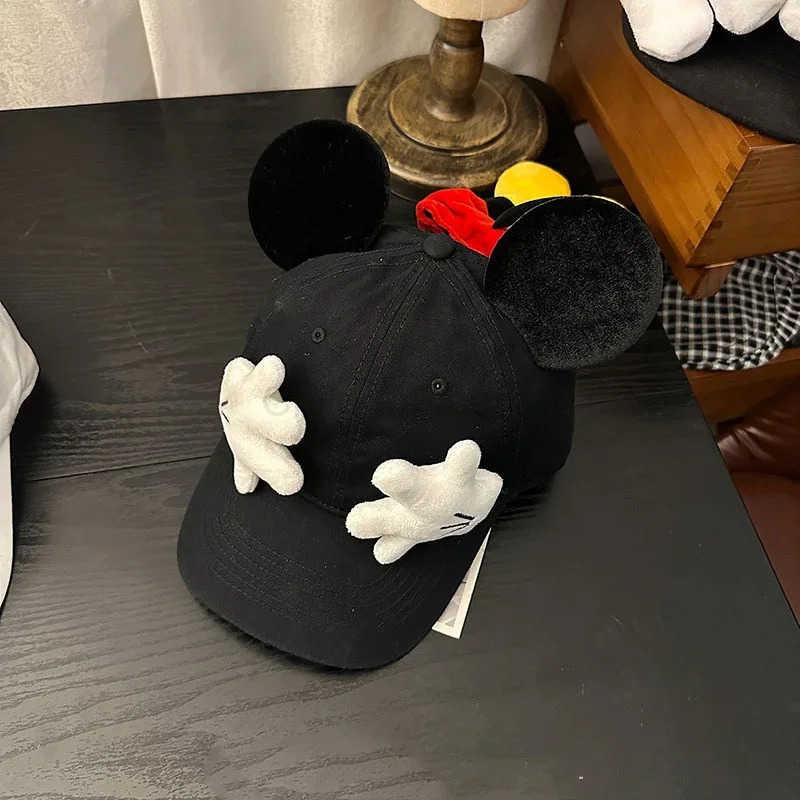 Disney Outdoor Funny Design Decoration Play Duck Tongue Hat Sunscreen Sun Hat Couple Cap Cute Cartoon Mouse Ears Baseball Cap H250926