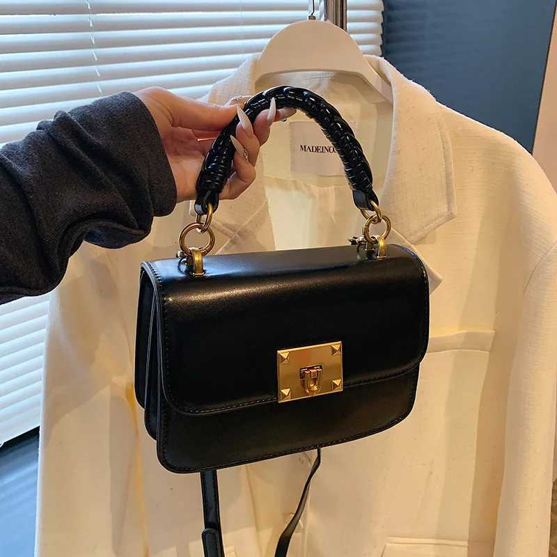 Korean Shoulder Crossbody Bags for Women 2025 New in Small Pu Leather Tote Luxury Designer Female Purses Handbags Bolsas Bucket Z250926