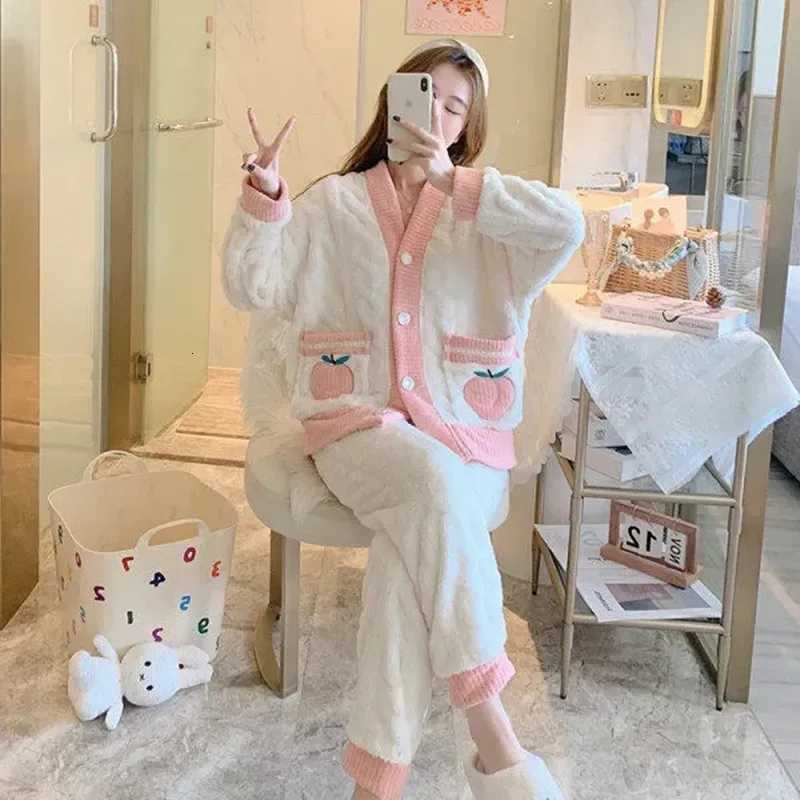 Autumn Winter Flannel Warm Pajamas Set Women Long Sleeve Home Suit Sleepwear Long Velvet Thicken Pyjamas Sets Z250925