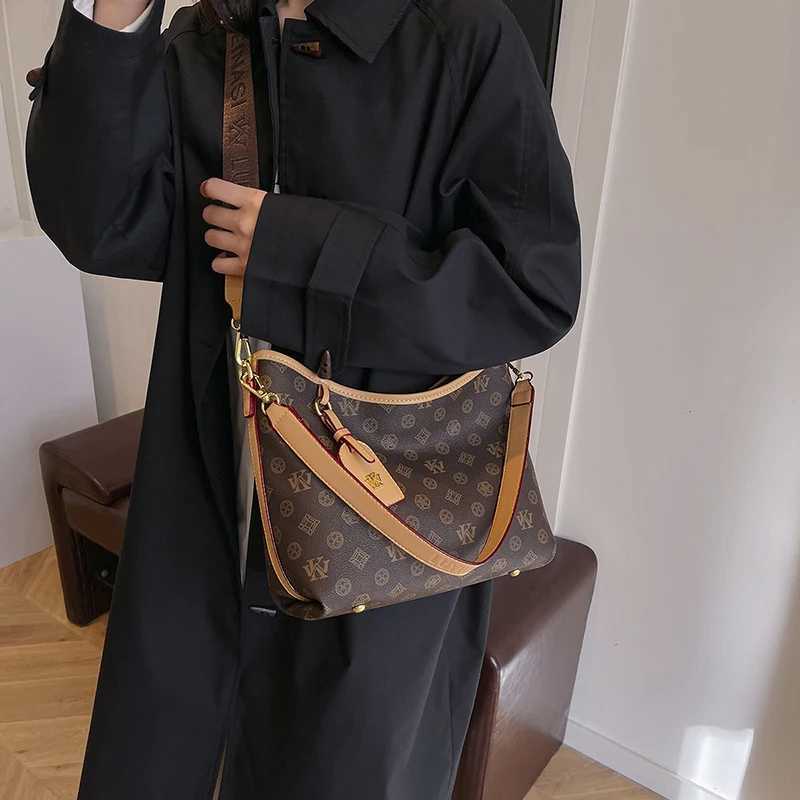 Popular Women Messenger Bag Leather Crossbody Shoulder Handbags Tote Elegant Classic Design Luxury Brand LadiesW250926