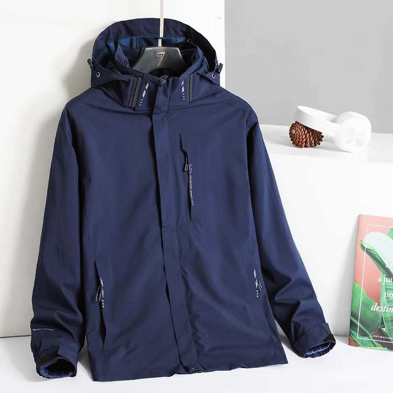 Men Outdoor Tourism Mountaineering Jackets Unisex Twopieces Sets 3 in 1 Fleece Jackets Male Mountain Hiking Winter Rain Jacket W250926