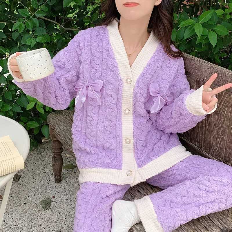 Autumnwinter New Coral Velvet Sleepwear Womens Cardigan Thickened Flanelle Homewear Cute Sweet Outer Wear 2piece Set Z250925