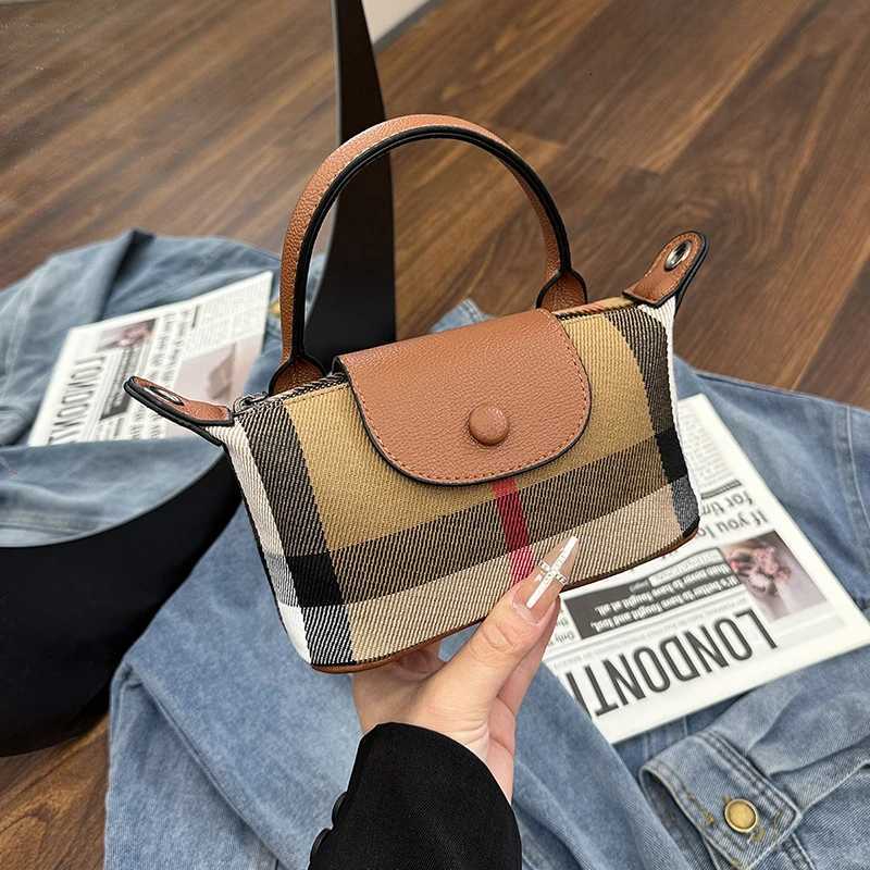 Chic Designer Commuter Tote Bag Minimalist Crossbody Purse With Vintage Paris Stylish Leather Clutch For WomenW250926