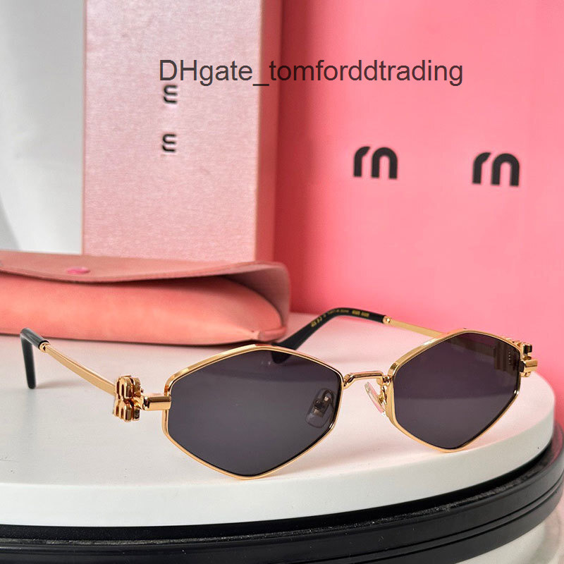 ''Miulies''Miulies''Sunglasses 25SS Stylish Hexagon polygon sunglasses MU98AV Womens retro metal frame sunglasses 100 UV protection mirror Leg with letter deco UQE6