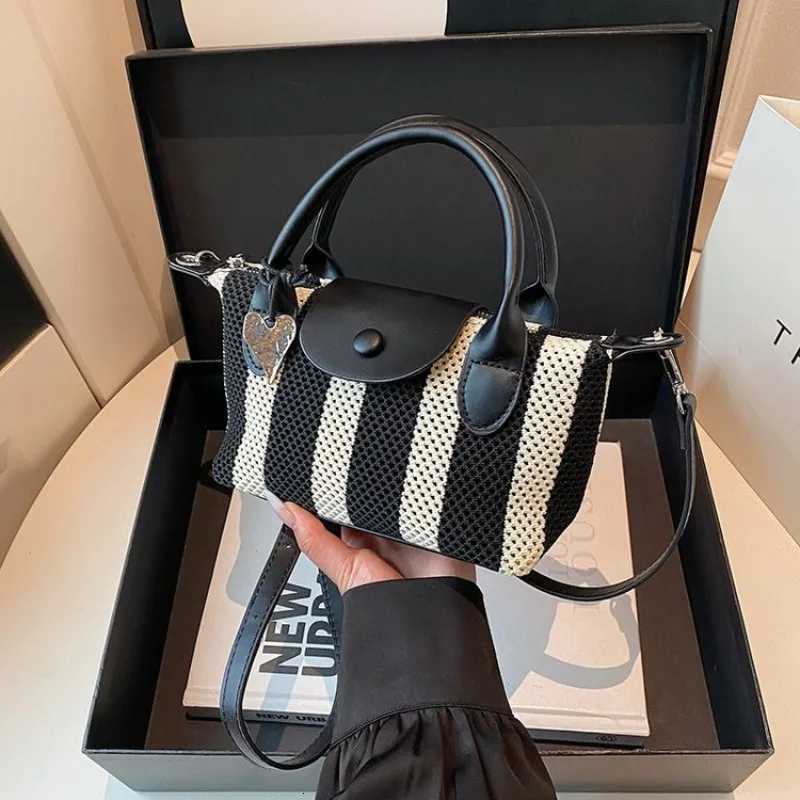 Womens Shoulder Bag Exquisite Detail Creative Crossbody Bag For Ladies Daily Use And Fashion StatementW250926