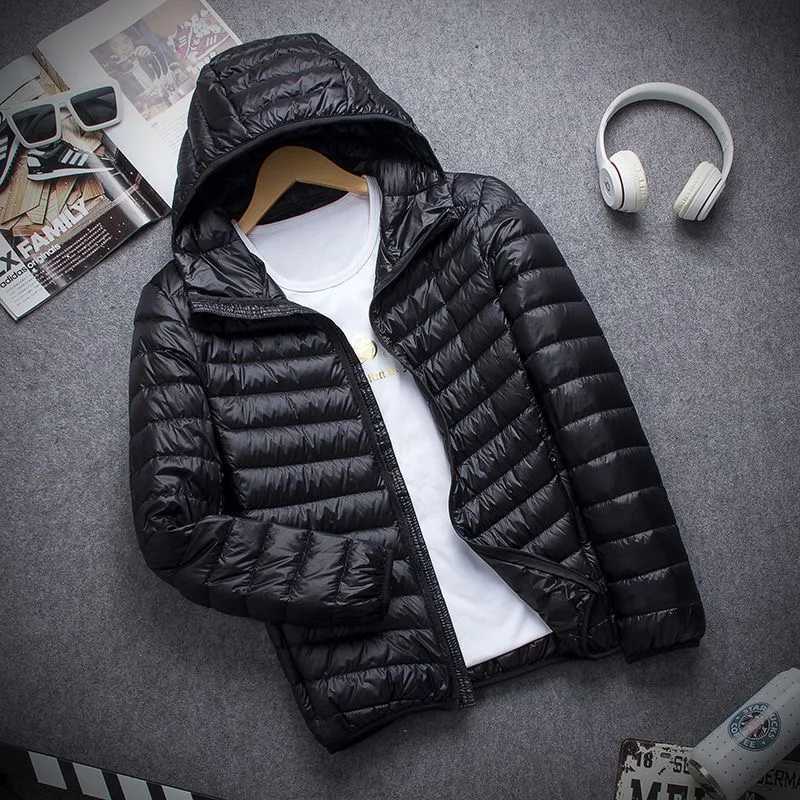 2025 New Mens Ultra Lightweight Packable Down Jacket Autumn Spring Winter Water and WindResistant Breathable Coat Men Jacket W250926