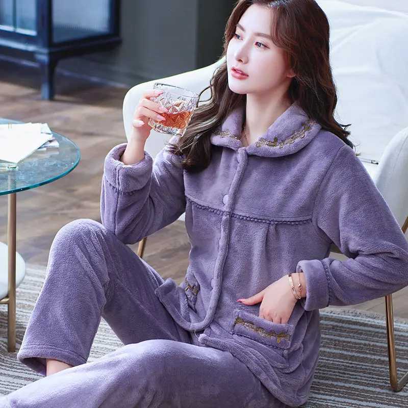 Autumn Winter Thicken Flannel Women Pajamas Set Twopiece suit Warm Loose Longsleeve Female Casual Home service Singlebreasted Z250925
