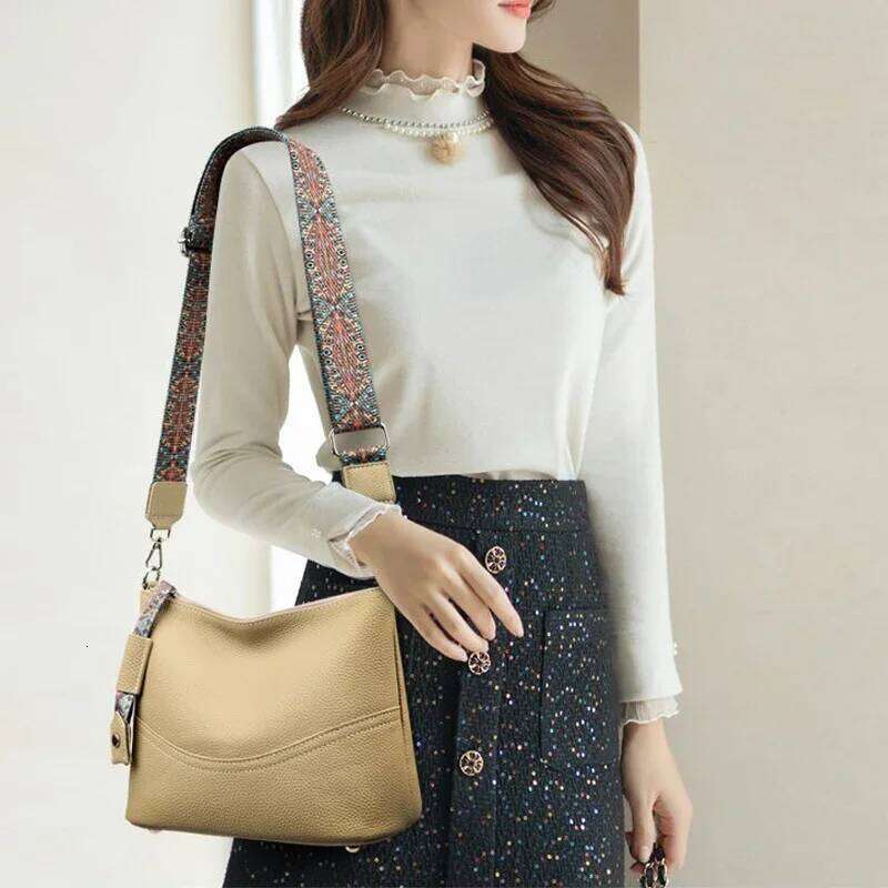 Women's Fashion Cow Leather Crossbody Bags Female Casual Commute Soft Handbags Ladies Retro Real Cowhide Shoulder Bag For Lady Suotong2509