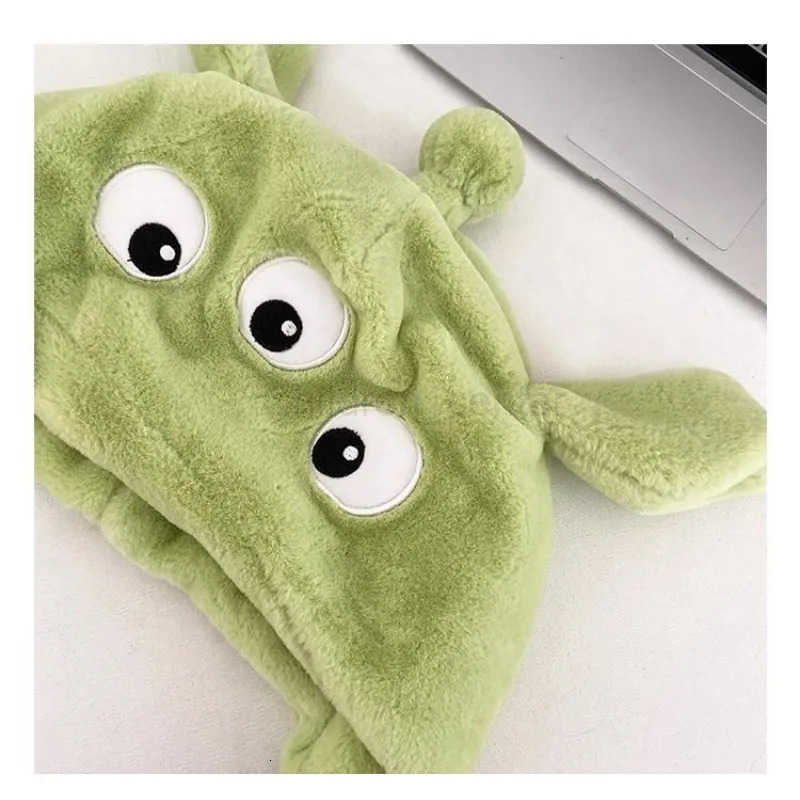 Disney Alien Cartoon Animation Peripheral Winter Cute Girly Heart Versatile Plush Outdoor Antifreeze Ear Hat Best Friend Gift H250926