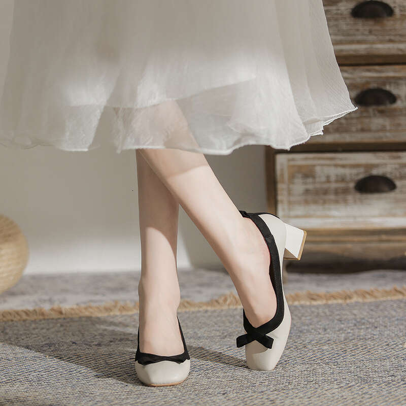 Elegant Chunky Designer Shoe Heel Off-White High Heels for Women Summer 2022 New Square Toe Shallow Soft Leather Mid-Heel Single Shoes