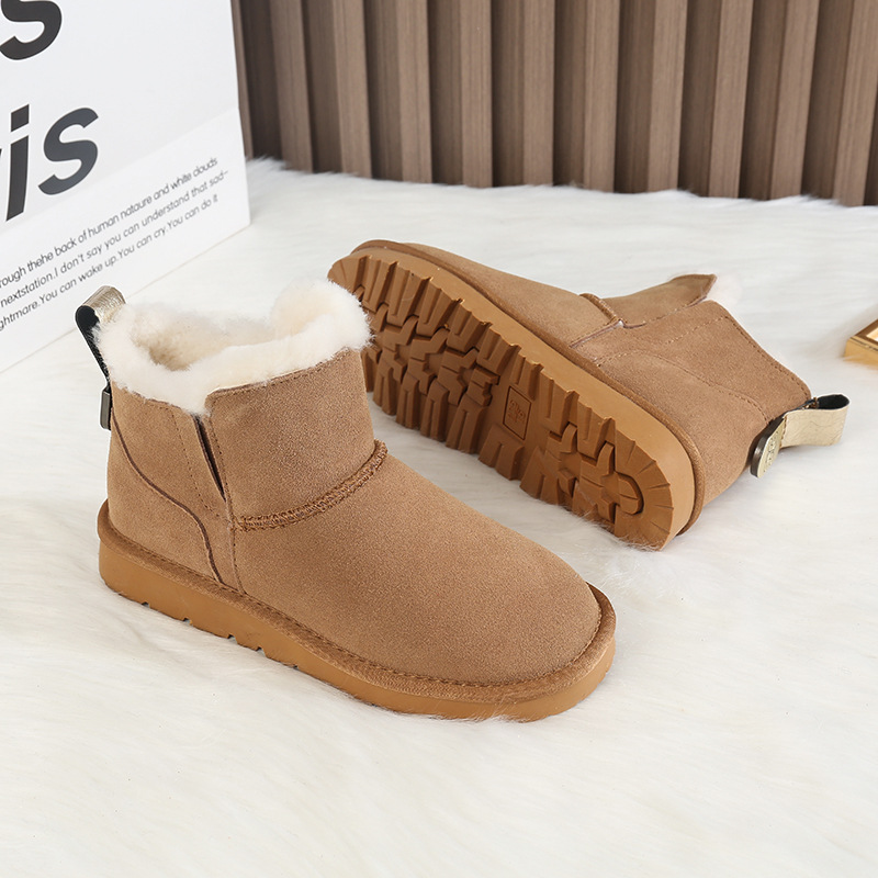 CE designer shoes Free shipping oxhide affordable luxury Winter anti slip snow boots with thick plush cotton shoes Highly attractive white