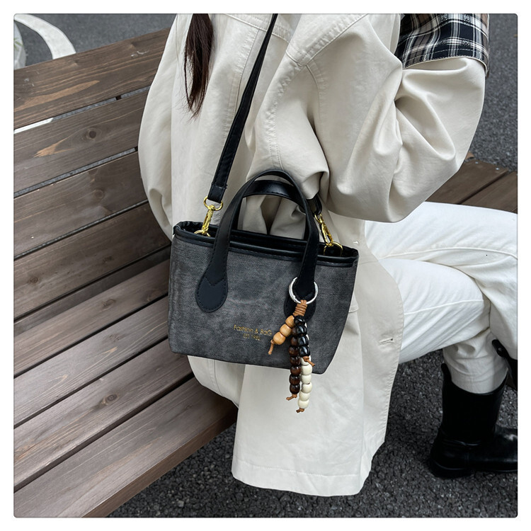 2025 Autumn/Winter Korean New Women's Handbag Fashion Versatile Style bag Trendy Retro Style Shoulder Bag Light Luxury Designer Bag