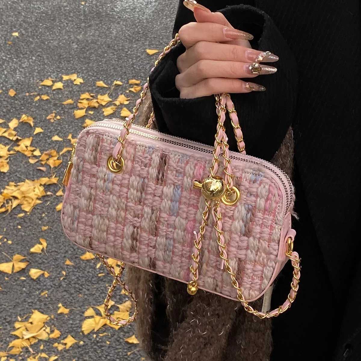 Elegant Women Pink Tweed Shoulder Bag Contrast Color Soft Crossbody Chain Bags Large Capacity Female Allmatch Evening Packs Z250926