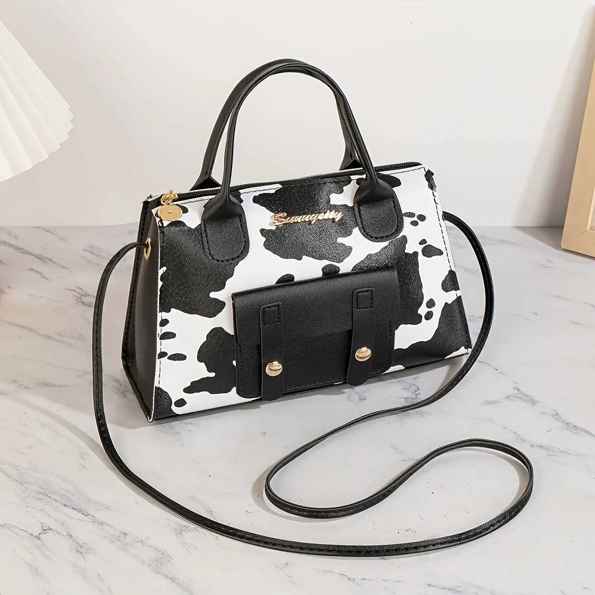 2025 new pillow bag handbag multifunctional snake lady shoulder bag fashion cow pattern diagonal bag large storage bag Z250926