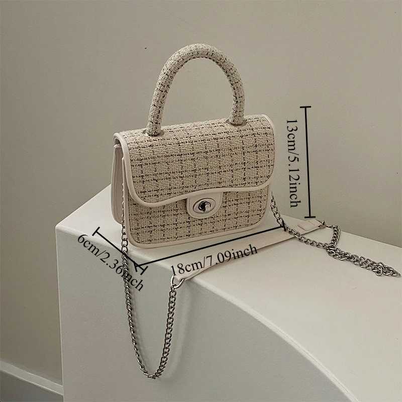 Niche design fashion popular handbags leisure hundreds of trendy diagonal cross chain bag single shoulder small square bag Z250926