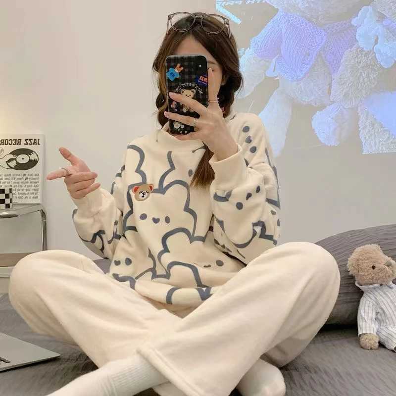 Autumn New Warm Round NeckLong Sleeve 2 Piece Outfit Set Women Plush Home Clothes for Women Cute Printing Pajamas for Girls Z250925