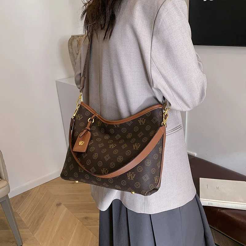 Popular Women Messenger Bag Leather Crossbody Shoulder Handbags Tote Elegant Classic Design Luxury Brand LadiesW250926