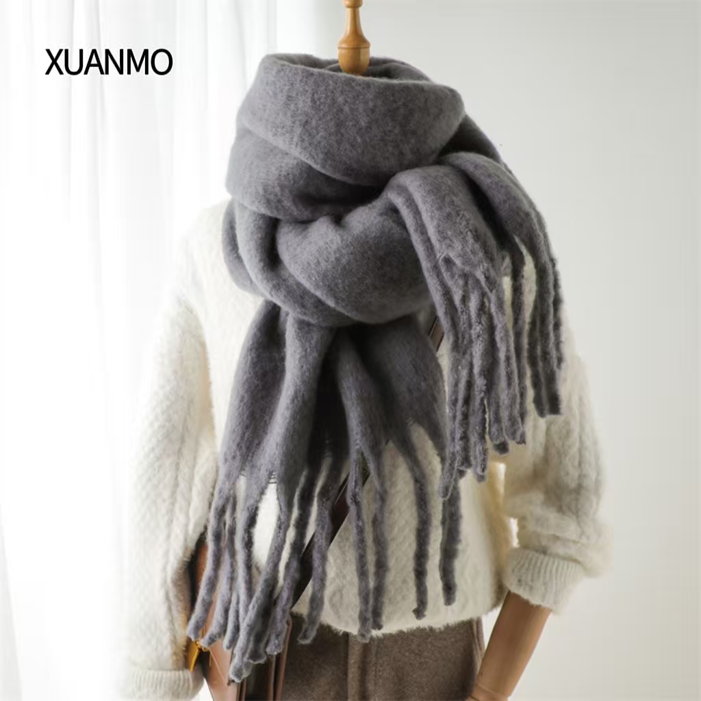 K1972 New winter thickened lambswool scarf shawl Korean style solid color versatile women's wholesale price flexible minimum order quantity