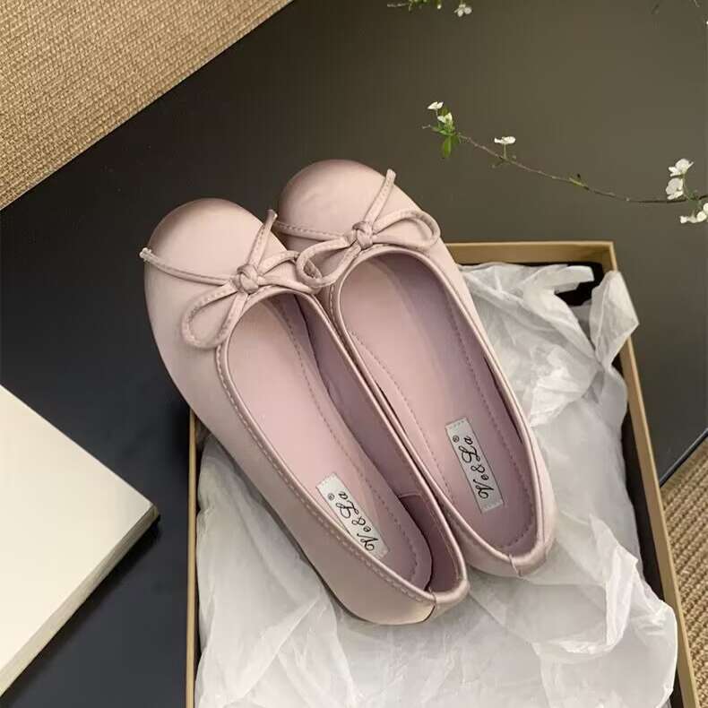 Soft Sole Round Toe Ballet Flats for Women 2025 Designer Shoe Spring New Satin Flat Slip-On Grandma Shoes