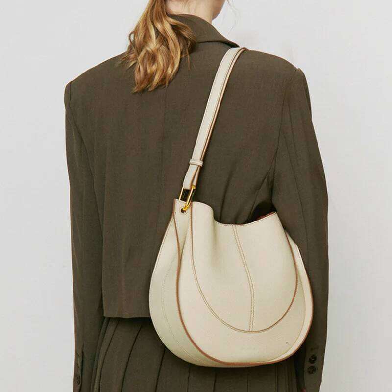 Head Layer Cowhide Crossbody Niche Light Shoulder Saddle Leather Bags Women's Soft Hundred Suotong2509