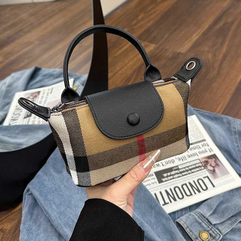 Elegant Vintage Messenger Bag Womens Minimalist Leather Purse Luxury Designer Tote Handbag Large Capacity Stylish CommuterW250926