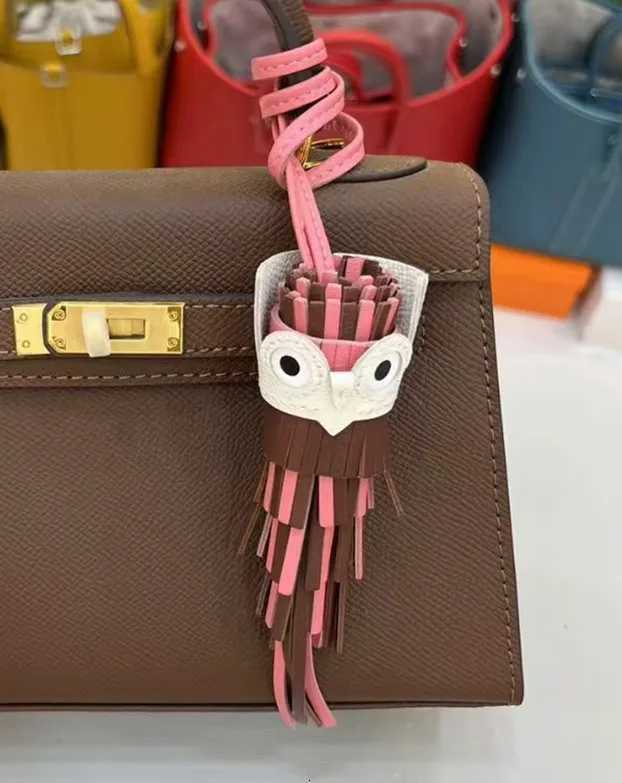 Luxurious 8 Colors Real Leather Lovely Owl Pendant Bag Charm Animal Hanging Decoration Ornament For Handbag Backpack Car Purse Key Chain4 D250926