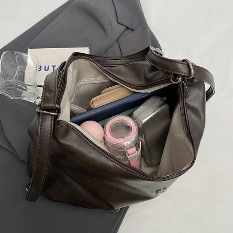 Vintage Fashion Large Capacity Shoulder Crossbody Bags For Women Multifunctional Womens Backpack 2025 Latest Designer Handbag Z250926