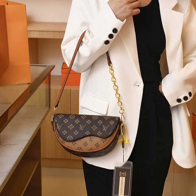 PVC Printing Saddle Bag Womens Bags Designer Luxury Crossbody Shoulder Purses Female Handbag Womens Clutch 2024 Crossbody BagW250926