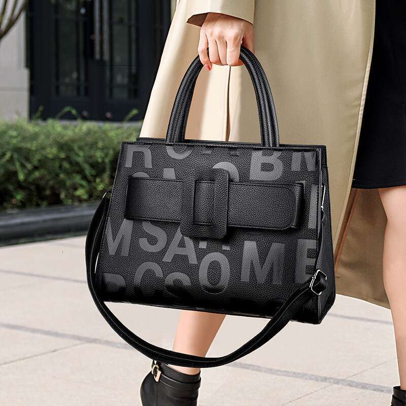 Bags for women 2023 new trendy large-capacity retro crossbody women's fashion trend letter ladies portable shoulder bag