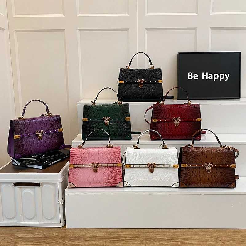 Luxury Purple Handbag Classic Women Bag 2025 New Designer Shoulder Bag High Quality Solid Pu Leather Crossbody Small Square Bag Z250926