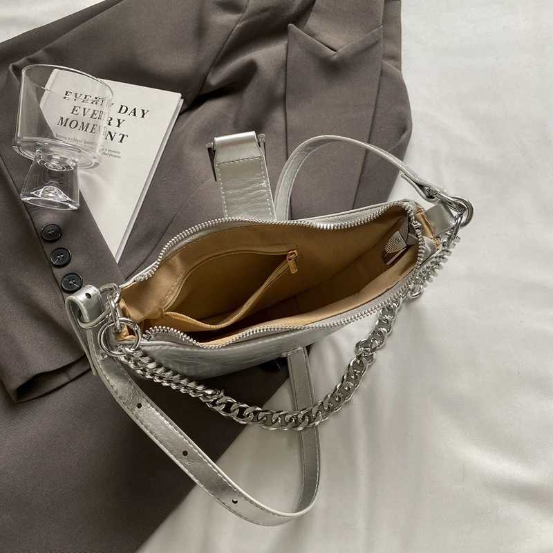 European and American Personalized Crescent Dumpling Bag Womens Bag Chain Single Shoulder Crossbody Bag Z250926