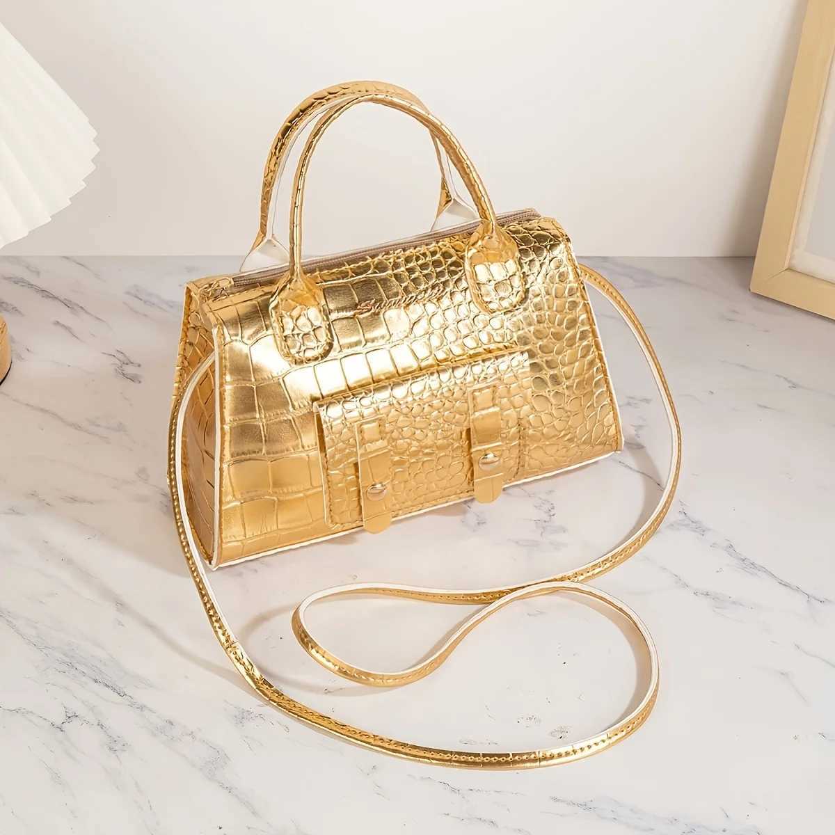 2025 new pillow bag handbag multifunctional snake lady shoulder bag fashion cow pattern diagonal bag large storage bag Z250926