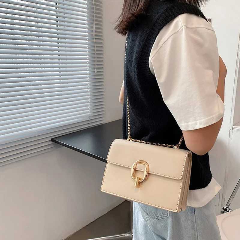 New Tassel Square Messenger Bag For Women Fashion Buckle Khaki Casual Female Shoulder Ladies Crossbody s Z250926