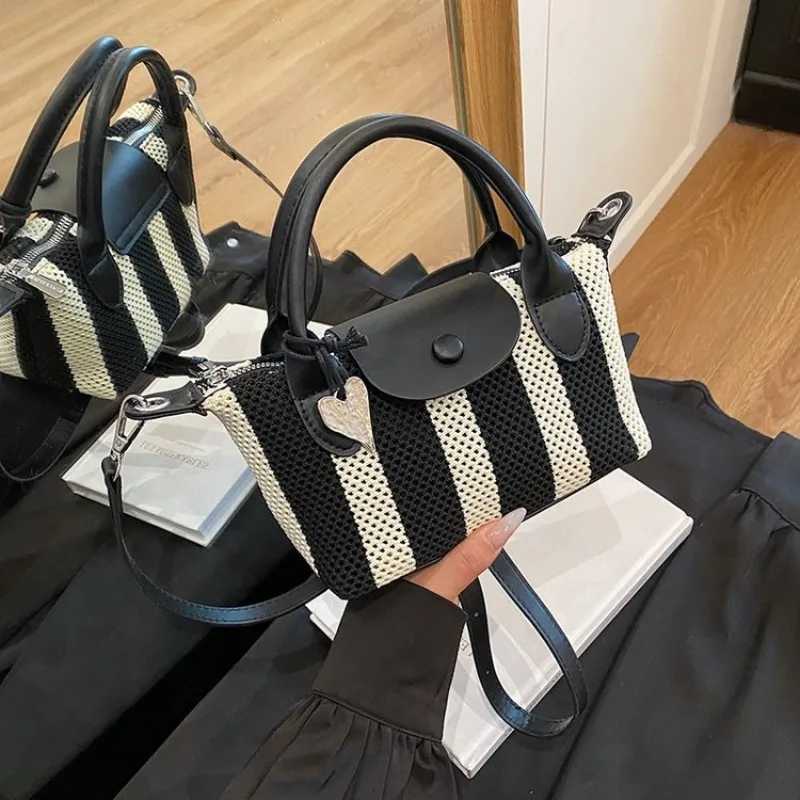 Womens Shoulder Bag Exquisite Detail Creative Crossbody Bag For Ladies Daily Use And Fashion StatementW250926